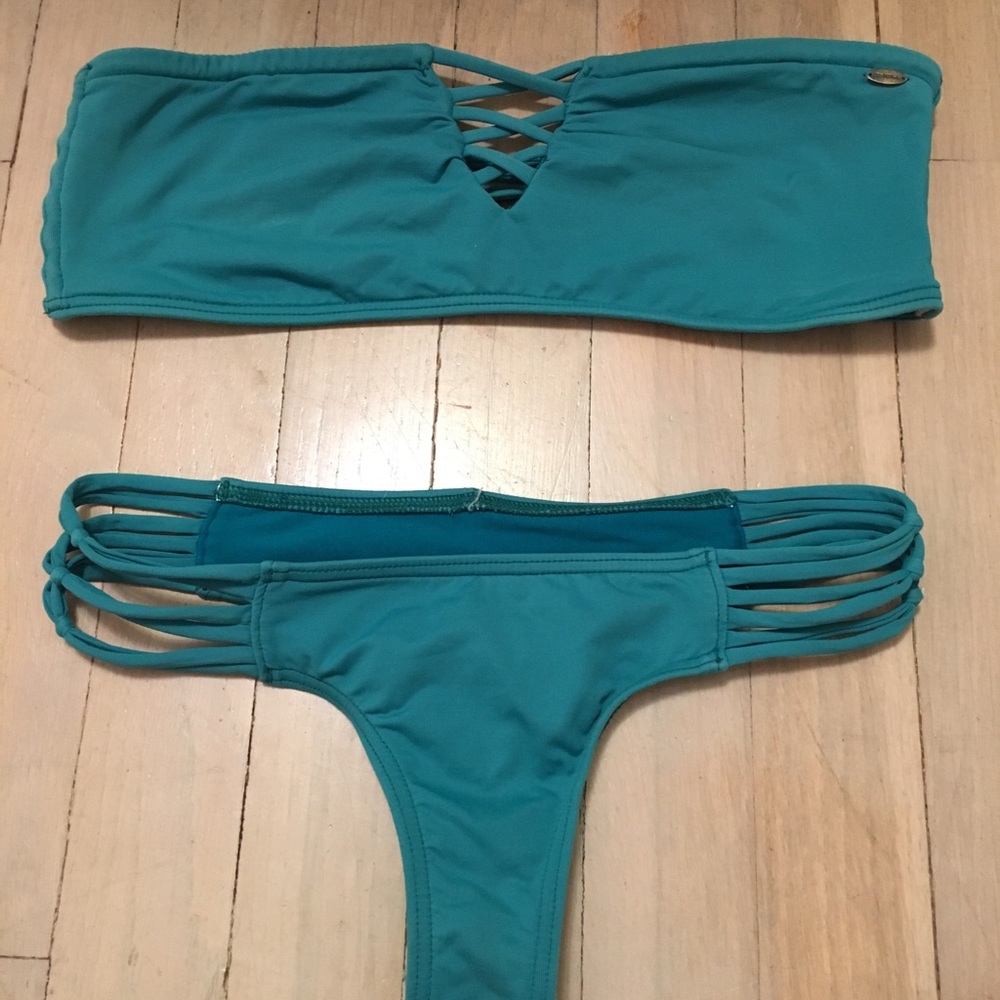 O’Neill Strapless Bikini Set